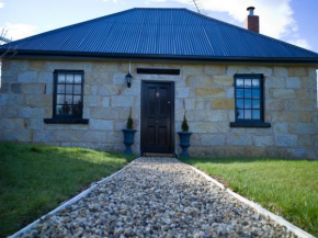 The Storekeeper's, Buckland